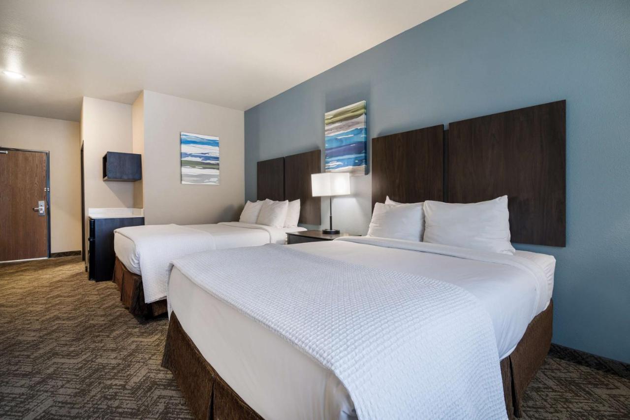Best Western Golden Spike Inn & Suites Hill City Exterior photo